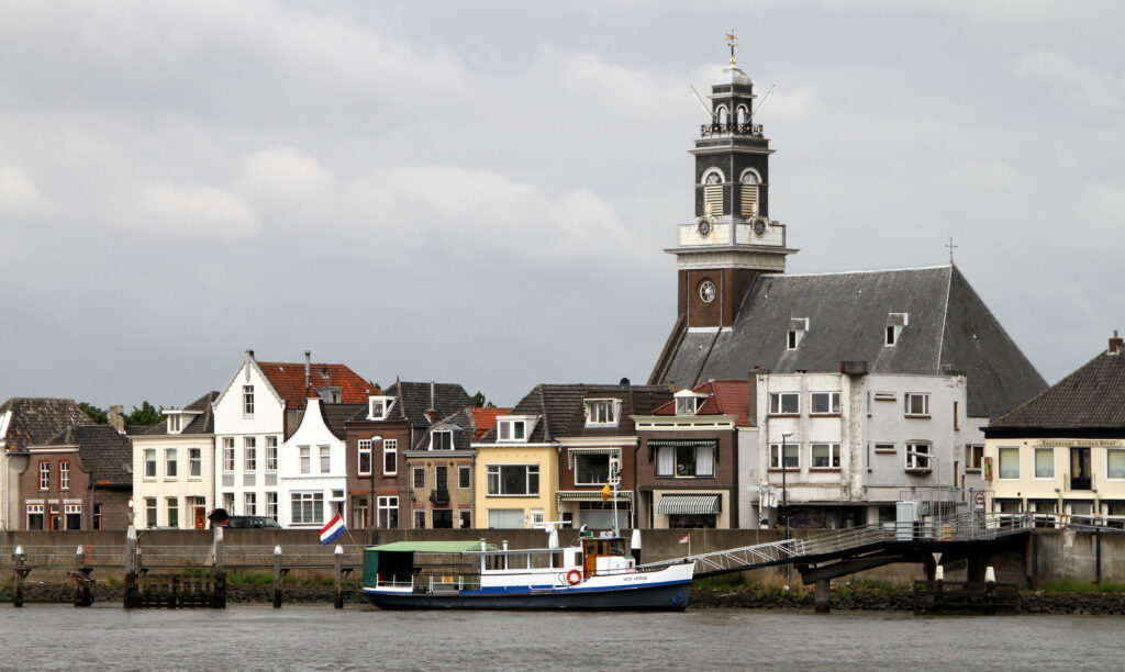 Lekkerkerk-12-Kirche